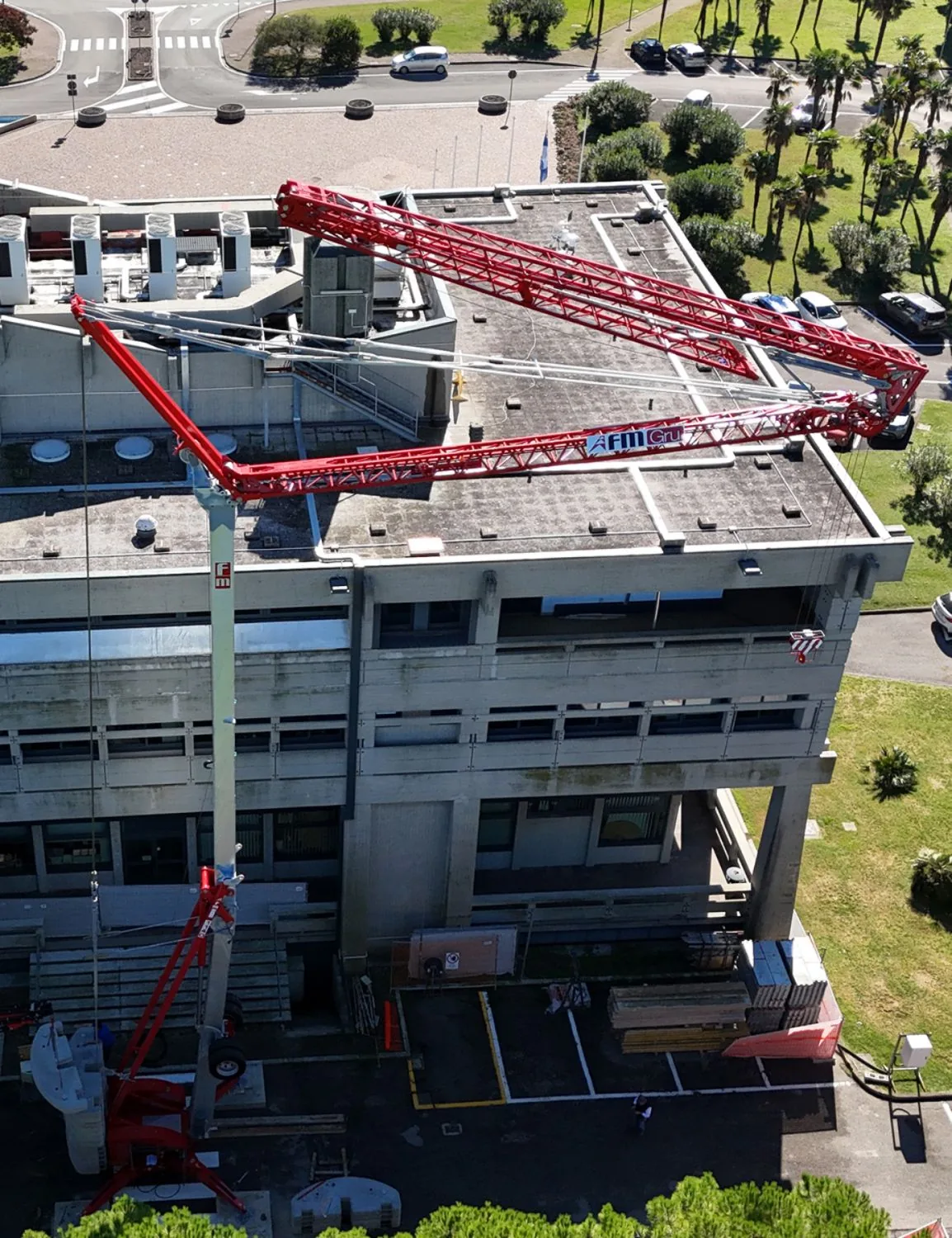 Grue 1140 RBI Eurogrue en action en Franche-Comté